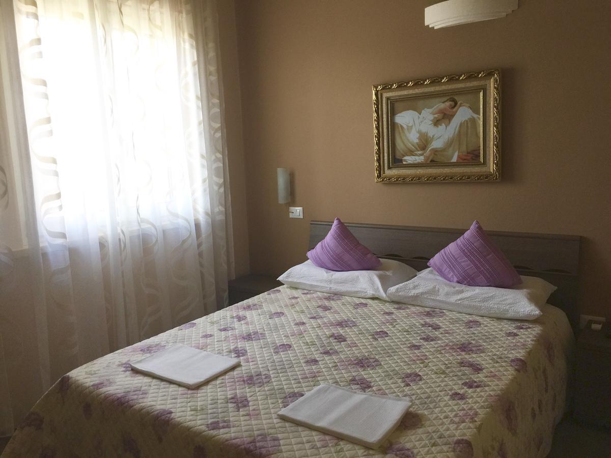 Bed and Breakfast Bba2Passi Marina di Massa Exteriér fotografie